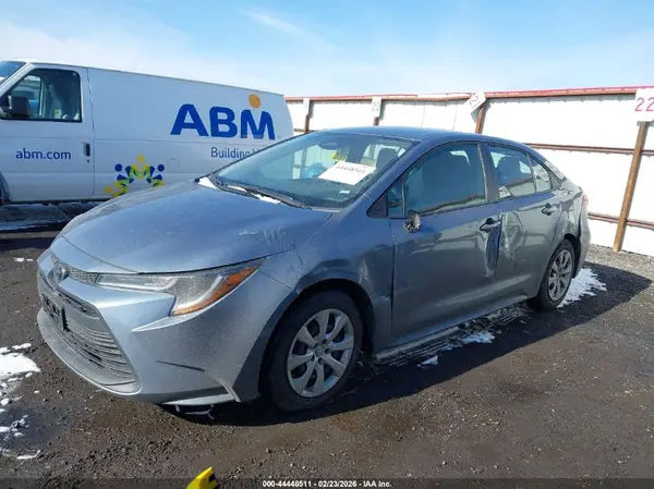 5YFB4MDE4SP308243 2025 TOYOTA COROLLA - Image 2
