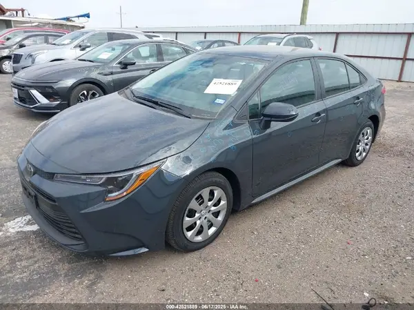 5YFB4MDE4SP312101 2025 TOYOTA COROLLA - Image 2