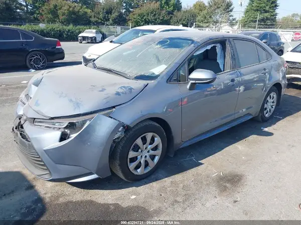 5YFB4MDE4SP32347 2025 TOYOTA COROLLA - Image 2