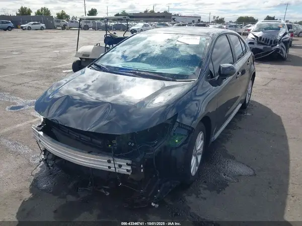 5YFB4MDE4SP330467 2025 TOYOTA COROLLA - Image 2