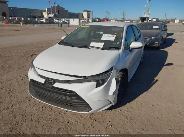 5YFB4MDE4SP335989 2025 TOYOTA COROLLA - Image 2