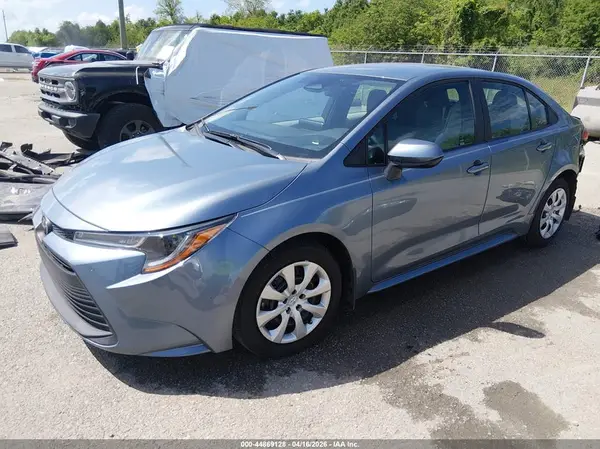 5YFB4MDE4SP358253 2025 TOYOTA COROLLA - Image 2