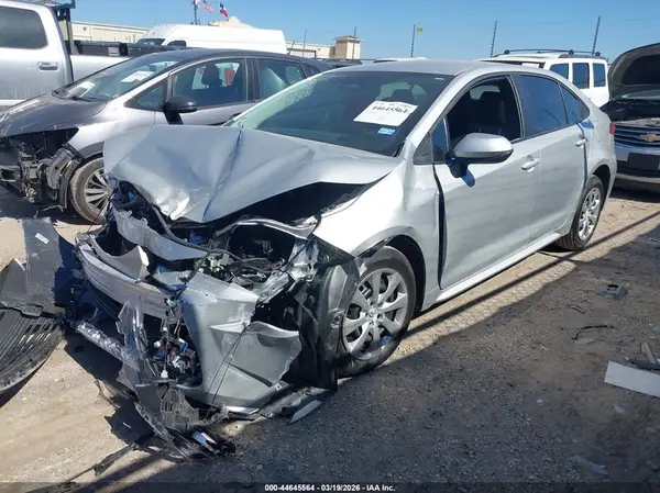 5YFB4MDE4TP413995 2026 TOYOTA COROLLA - Image 2