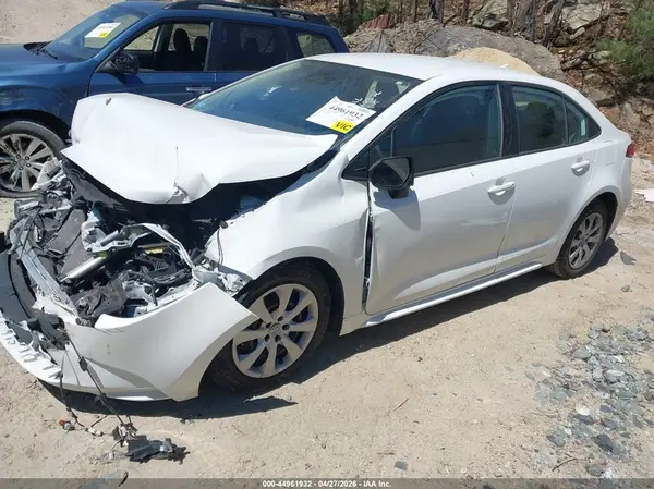 5YFB4MDE5PP003695 2023 TOYOTA COROLLA - Image 2