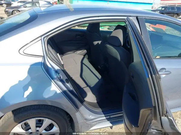 5YFB4MDE5PP004121 2023 TOYOTA COROLLA - Image 8