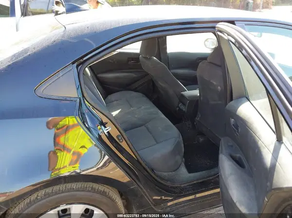 5YFB4MDE5PP014633 2023 TOYOTA COROLLA - Image 8