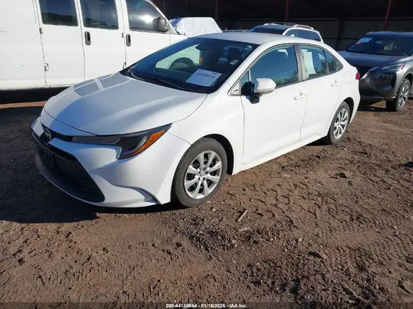 5YFB4MDE5PP058082 2023 TOYOTA COROLLA - Image 2