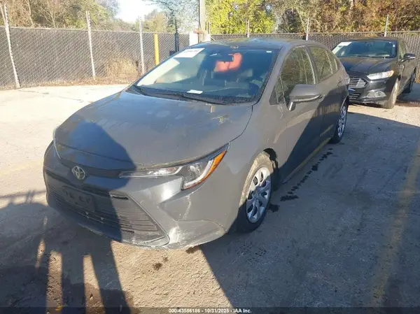 5YFB4MDE5PP059832 2023 TOYOTA COROLLA - Image 2