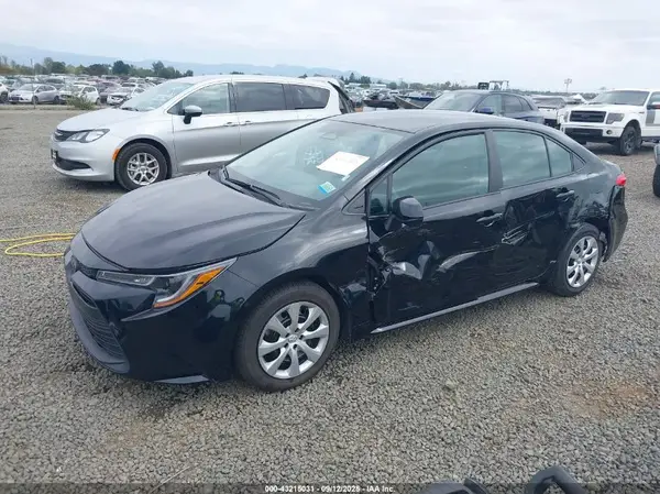 5YFB4MDE5PP062214 2023 TOYOTA COROLLA - Image 2