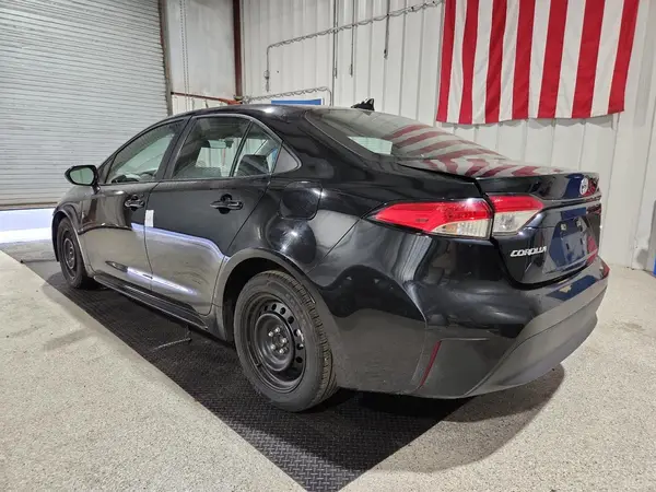 5YFB4MDE5PP066666 2023 TOYOTA COROLLA - Image 2