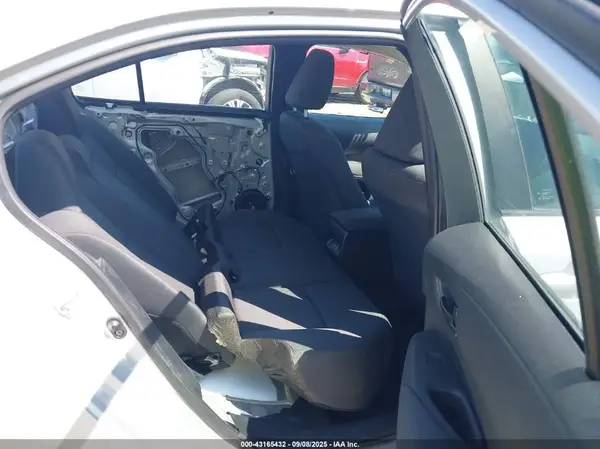 5YFB4MDE5PP069597 2023 TOYOTA COROLLA - Image 8