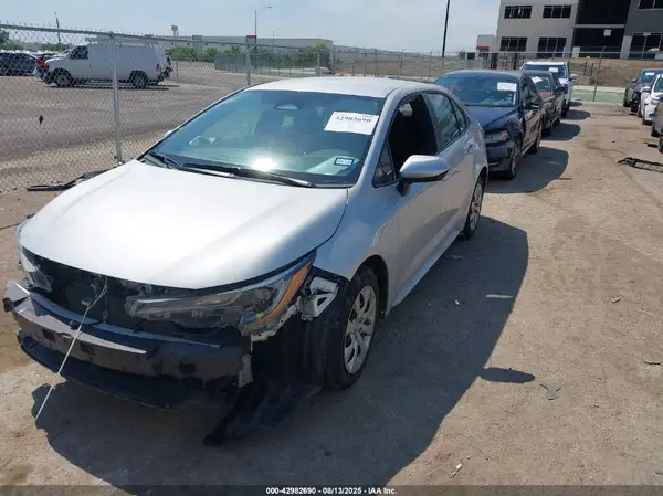 5YFB4MDE5RP081445 2024 TOYOTA COROLLA - Image 2