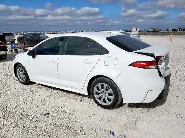 5YFB4MDE5RP102911 2024 TOYOTA COROLLA - Image 2