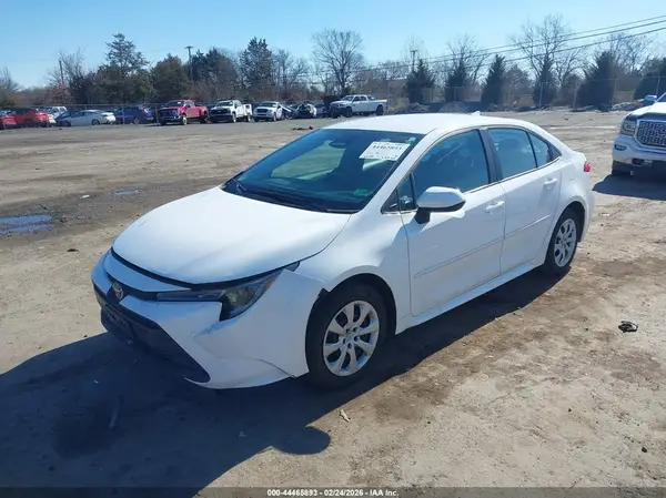 5YFB4MDE5RP103010 2024 TOYOTA COROLLA - Image 2