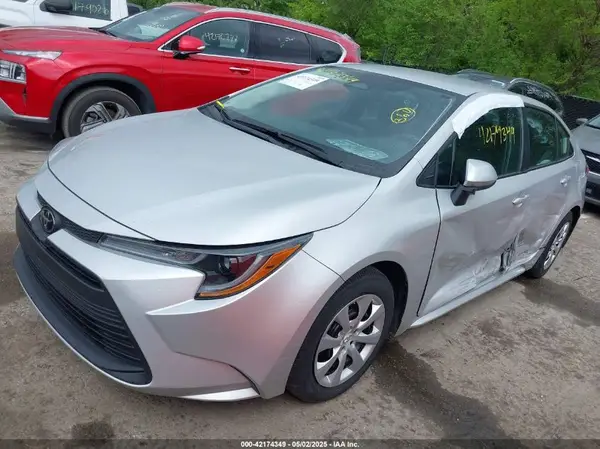 5YFB4MDE5RP110281 2024 TOYOTA COROLLA - Image 2