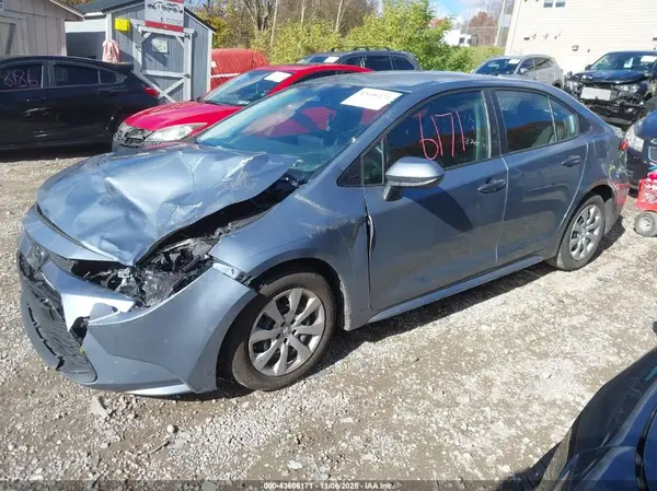 5YFB4MDE5RP114041 2024 TOYOTA COROLLA - Image 2