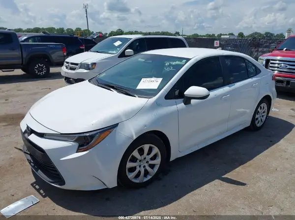 5YFB4MDE5RP115657 2024 TOYOTA COROLLA - Image 2
