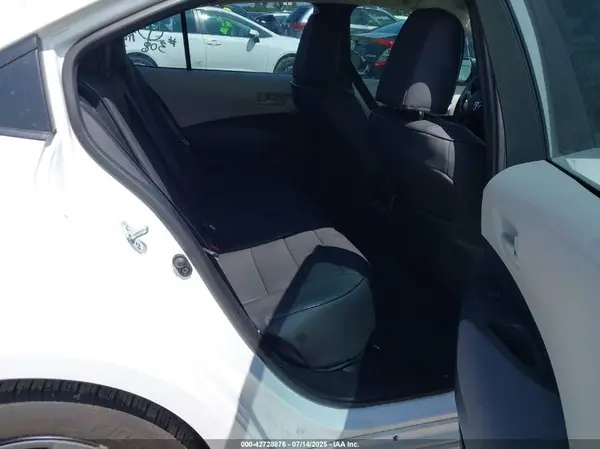 5YFB4MDE5RP115657 2024 TOYOTA COROLLA - Image 8