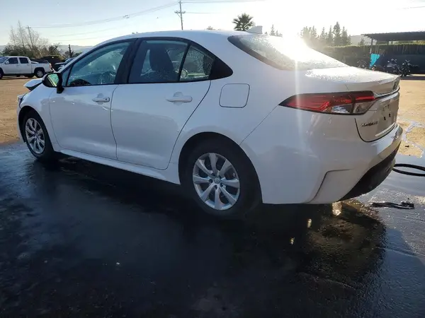 5YFB4MDE5RP124696 2024 TOYOTA COROLLA - Image 2