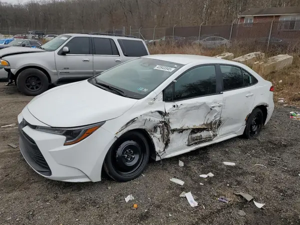 5YFB4MDE5RP127498 2024 TOYOTA COROLLA - Image 1