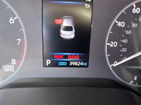 5YFB4MDE5RP132975 2024 TOYOTA COROLLA - Image 2