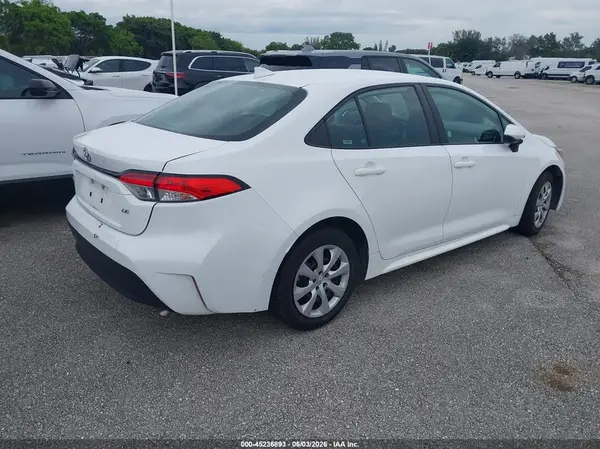5YFB4MDE5RP136508 2024 TOYOTA COROLLA - Image 2