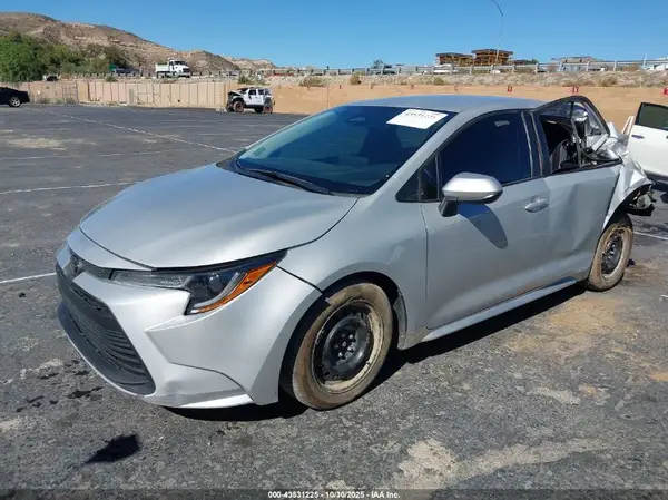 5YFB4MDE5RP137481 2024 TOYOTA COROLLA - Image 2