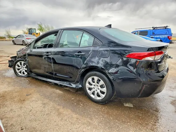 5YFB4MDE5RP137643 2024 TOYOTA COROLLA - Image 2
