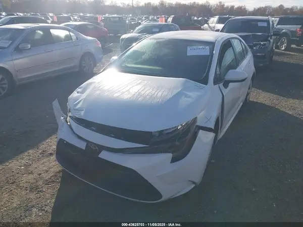 5YFB4MDE5RP142731 2024 TOYOTA COROLLA - Image 2