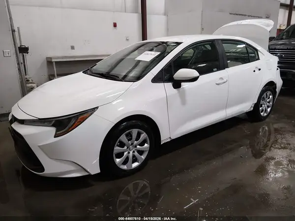 5YFB4MDE5RP152840 2024 TOYOTA COROLLA - Image 2