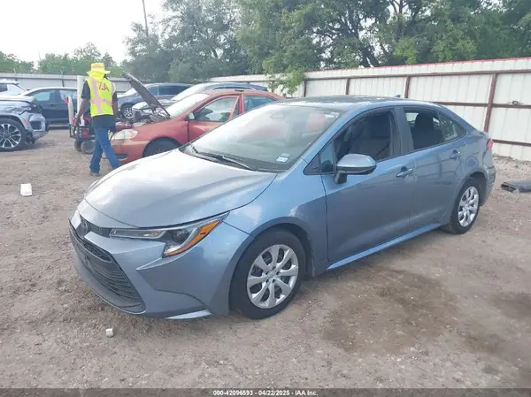 5YFB4MDE5RP155446 2024 TOYOTA COROLLA - Image 2