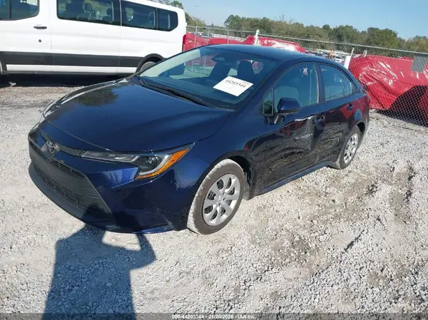 5YFB4MDE5RP155883 2024 TOYOTA COROLLA - Image 2