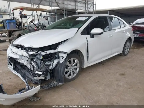 5YFB4MDE5RP164180 2024 TOYOTA COROLLA - Image 2
