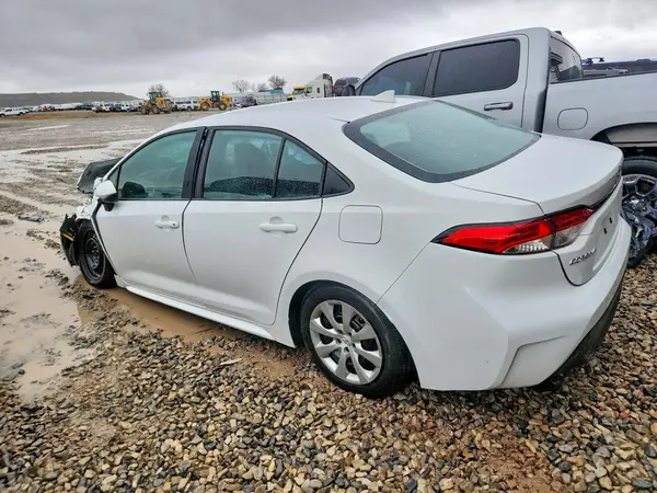5YFB4MDE5RP175390 2024 TOYOTA COROLLA - Image 2