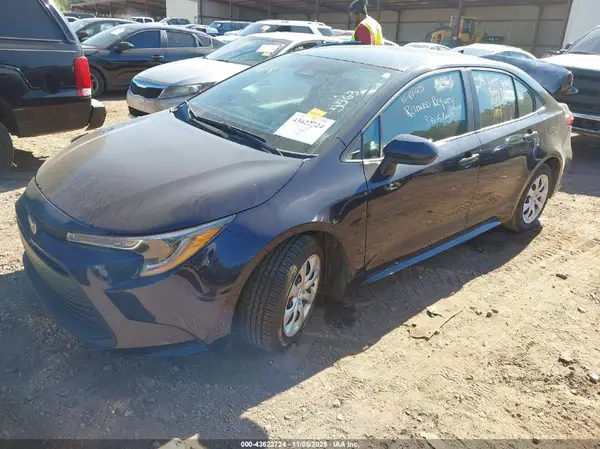 5YFB4MDE5RP182422 2024 TOYOTA COROLLA - Image 2