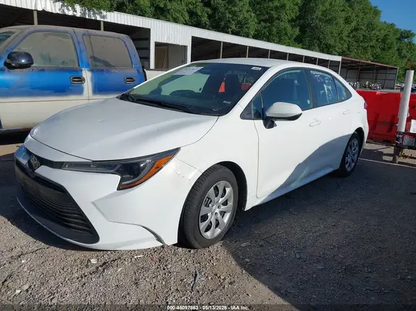 5YFB4MDE5RP185742 2024 TOYOTA COROLLA - Image 2