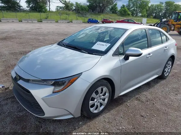 5YFB4MDE5RP188253 2024 TOYOTA COROLLA - Image 2