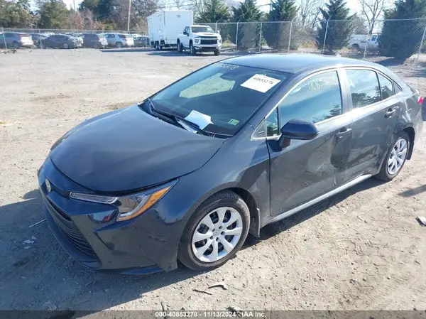 5YFB4MDE5RP203902 2024 TOYOTA COROLLA - Image 2
