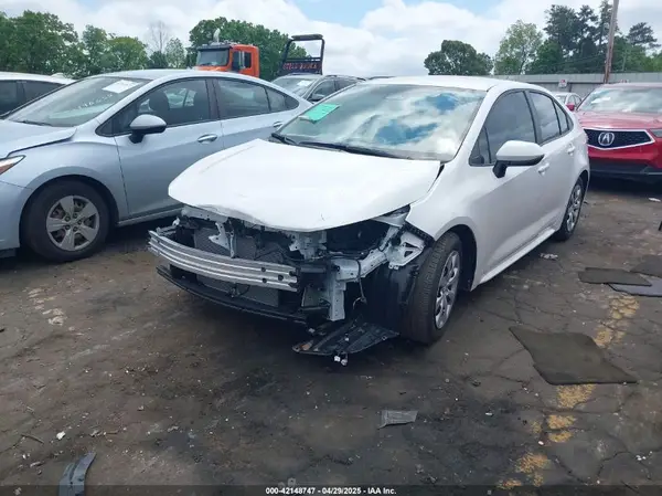 5YFB4MDE5RP204841 2024 TOYOTA COROLLA - Image 2