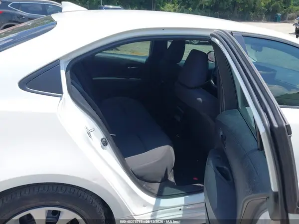 5YFB4MDE5RP205763 2024 TOYOTA COROLLA - Image 8