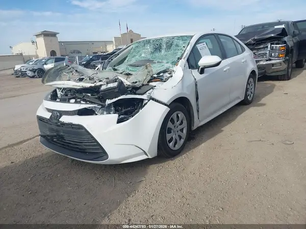 5YFB4MDE5RP208758 2024 TOYOTA COROLLA - Image 2