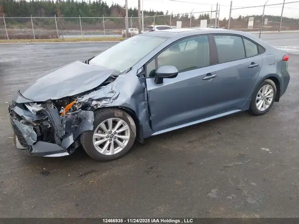 5YFB4MDE5RP211790 2024 TOYOTA COROLLA - Image 2