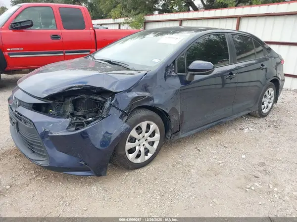 5YFB4MDE5RP215273 2024 TOYOTA COROLLA - Image 2