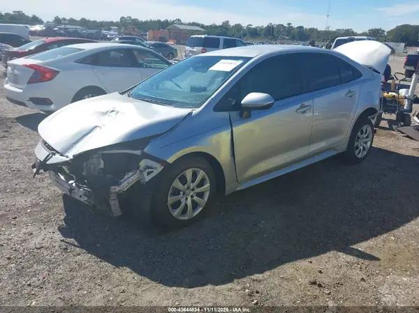 5YFB4MDE5RP223812 2024 TOYOTA COROLLA - Image 2