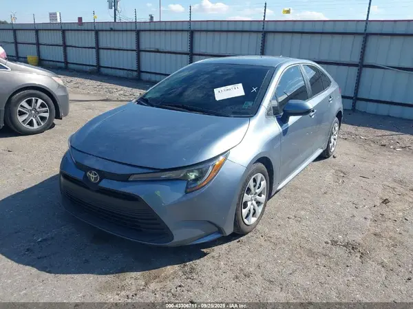 5YFB4MDE5RP228041 2024 TOYOTA COROLLA - Image 2