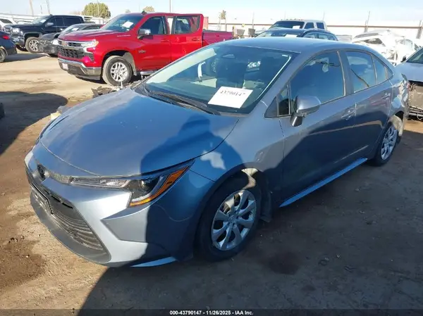 5YFB4MDE5SP231768 2025 TOYOTA COROLLA - Image 2