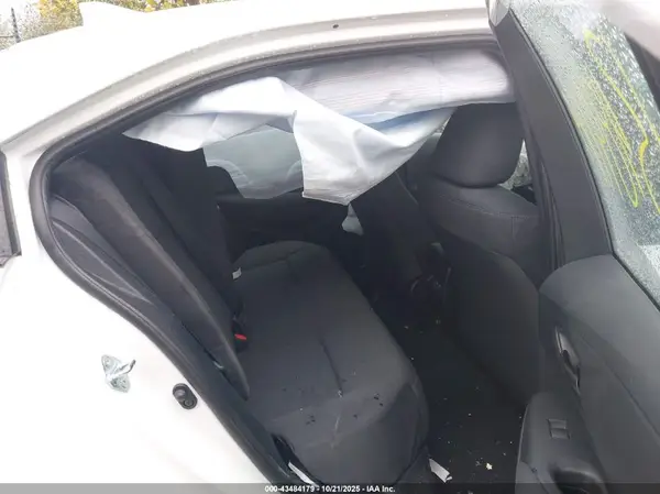 5YFB4MDE5SP246108 2025 TOYOTA COROLLA - Image 8