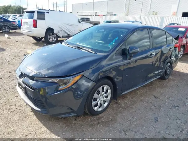 5YFB4MDE5SP254581 2025 TOYOTA COROLLA - Image 2
