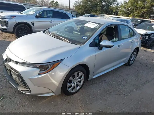 5YFB4MDE5SP258808 2025 TOYOTA COROLLA - Image 2