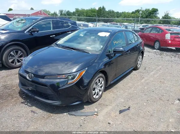 5YFB4MDE5SP271414 2025 TOYOTA COROLLA - Image 2